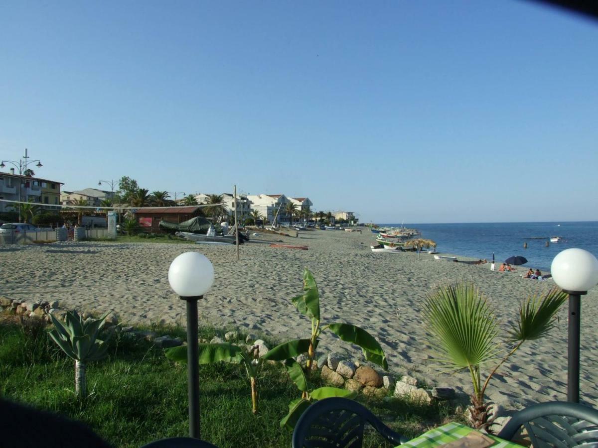 Villa Spaia 브란칼레오네 마리나 외부 사진
